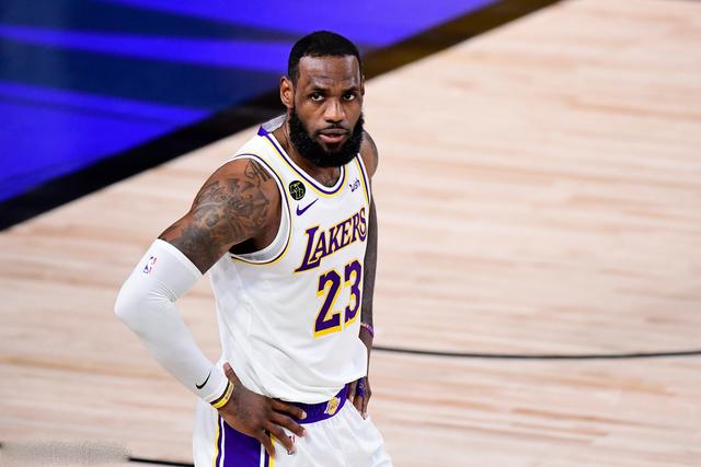 拉塞尔26分詹姆斯19+11+8 湖人胜雷霆再回第九