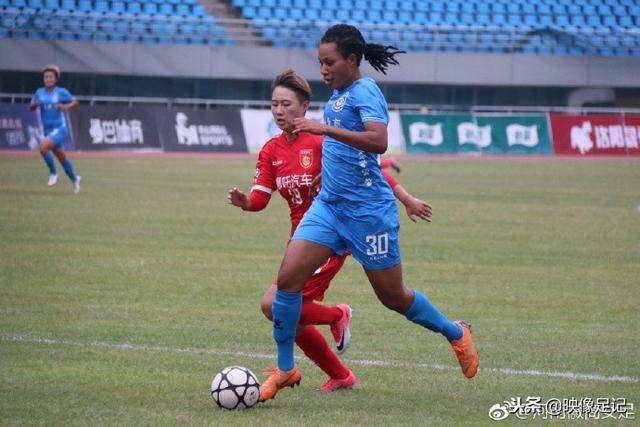 IFFHS欧足联年度最佳阵容：亚马尔搭档哈兰德